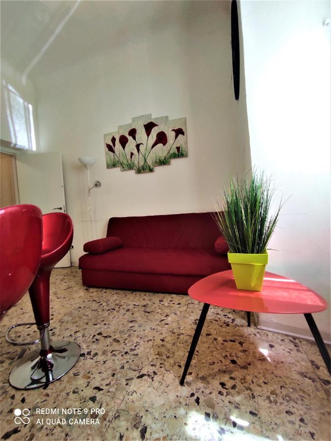 Romantic Libertà apartment Florença Exterior foto